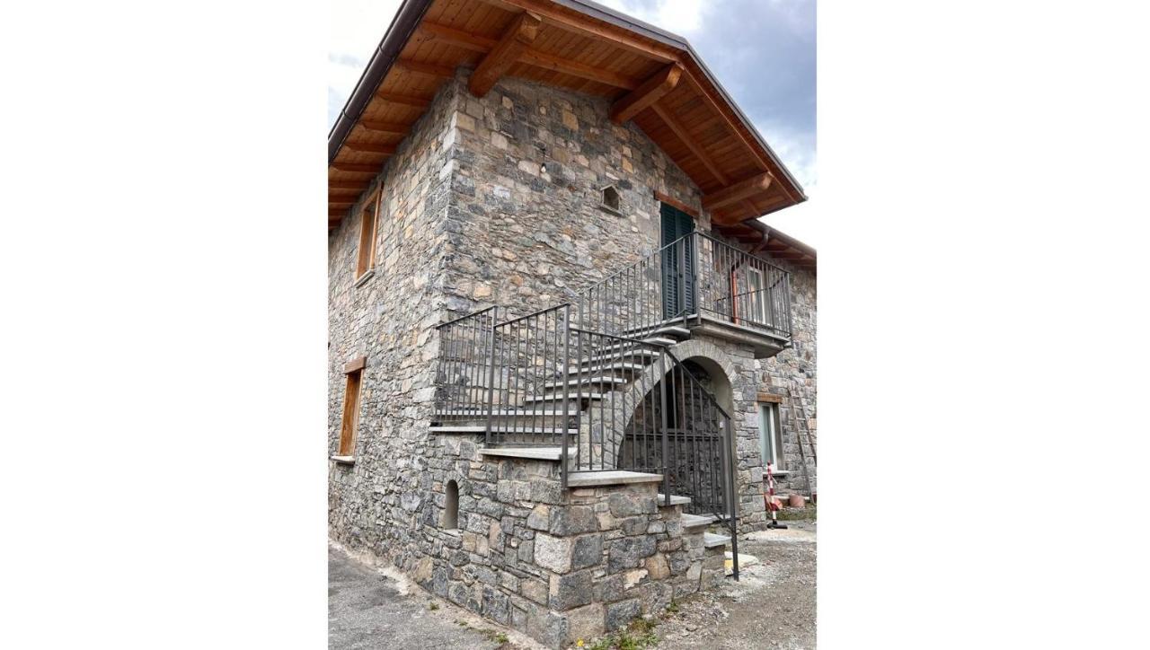 Casa Elena Apartment Consiglio di Rumo Bagian luar foto